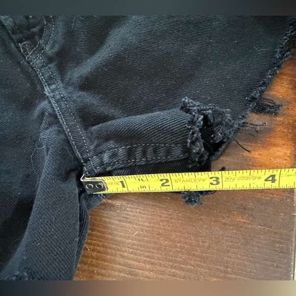 Levi’s black Jean shorts size 29 - Picture 6 of 8